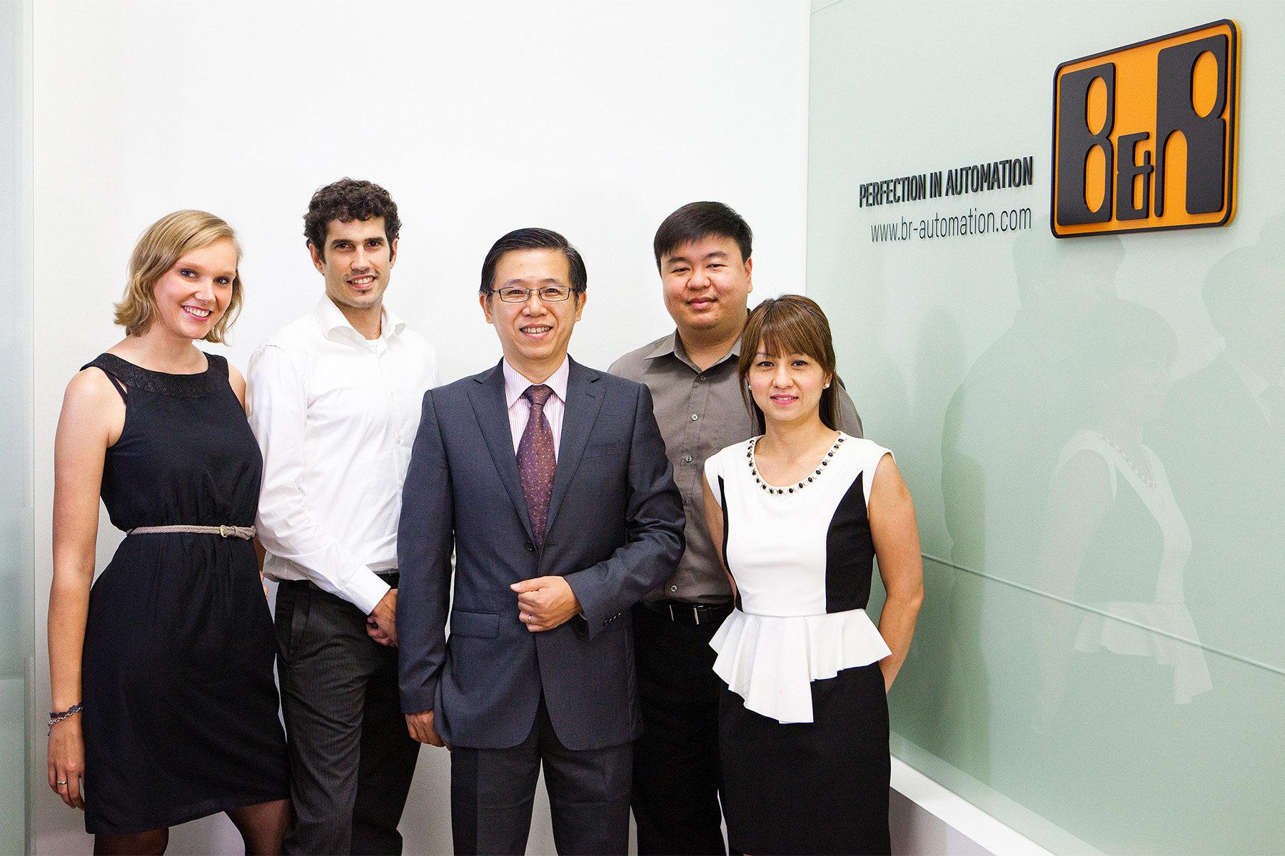 B&R Opens New Subsidiary In Singapore